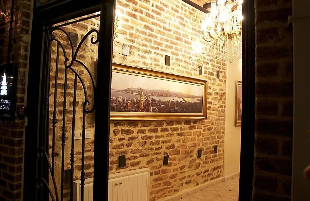 Art Nouveau Galata-1
