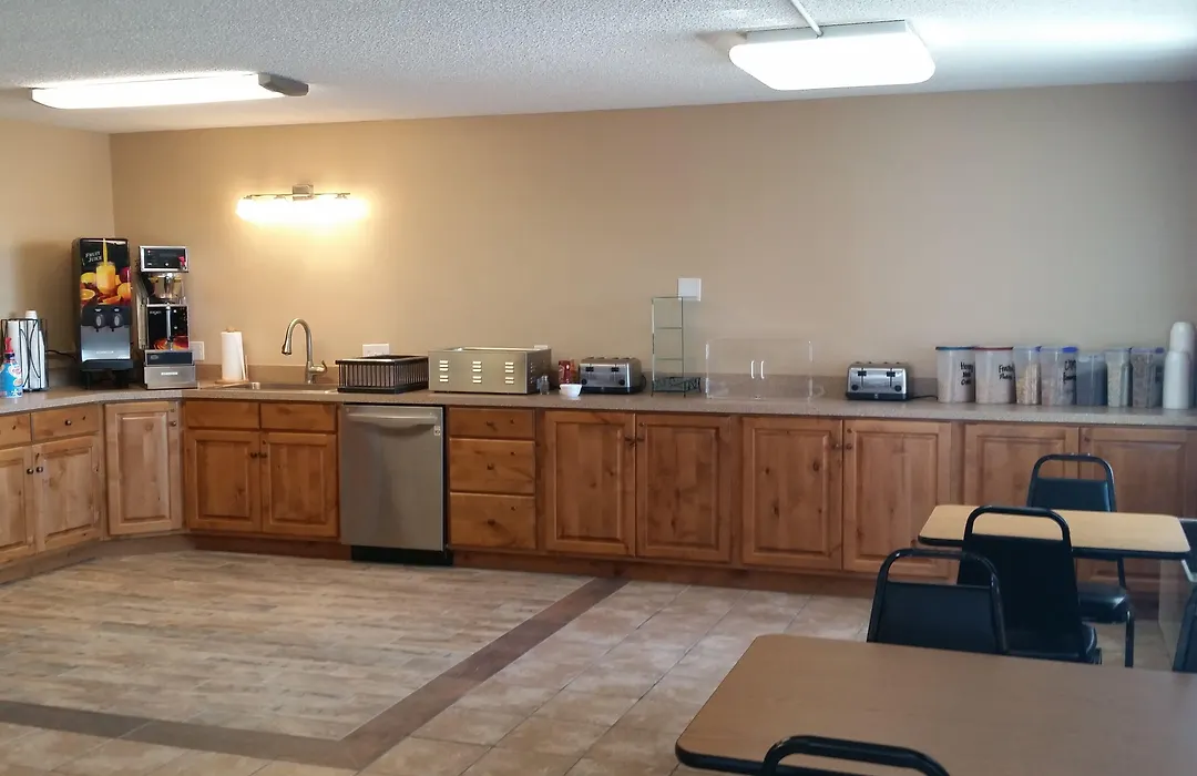 Motel West-1