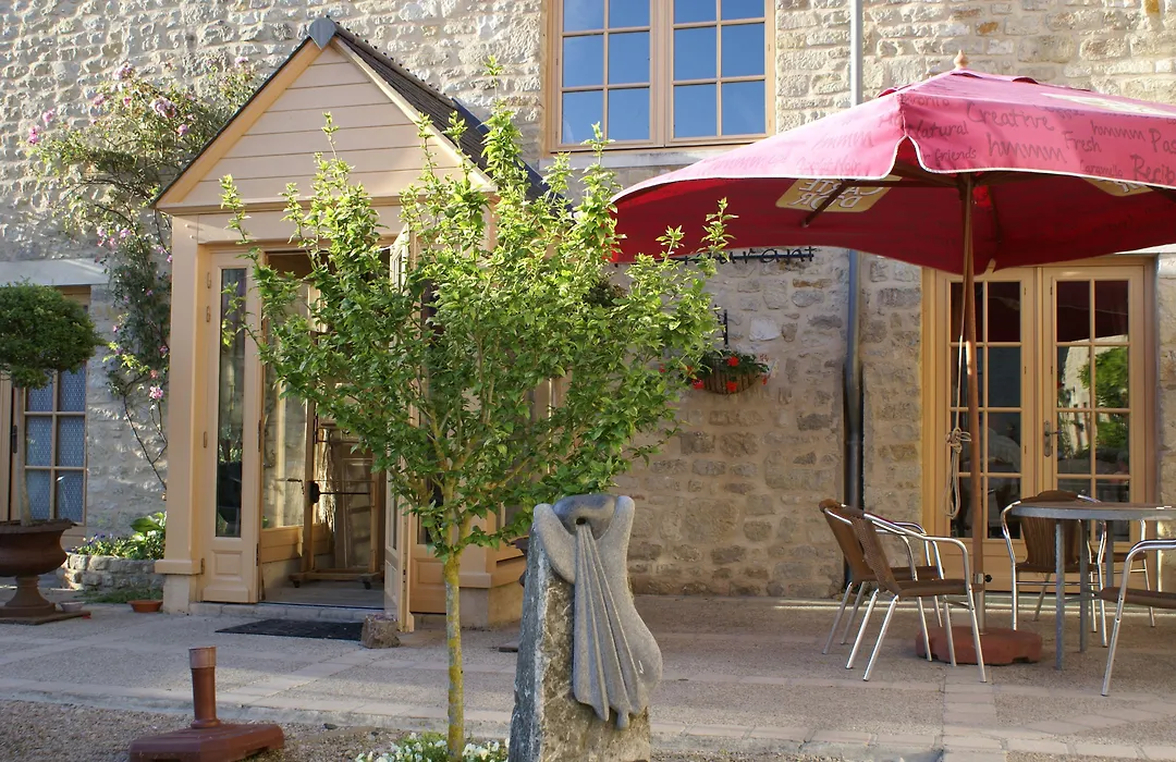 Domaine Utah Beach - Le Grand Hard-1