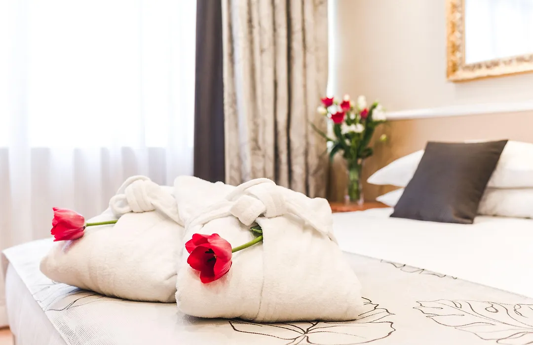 Raeli Hotel Archimede-1