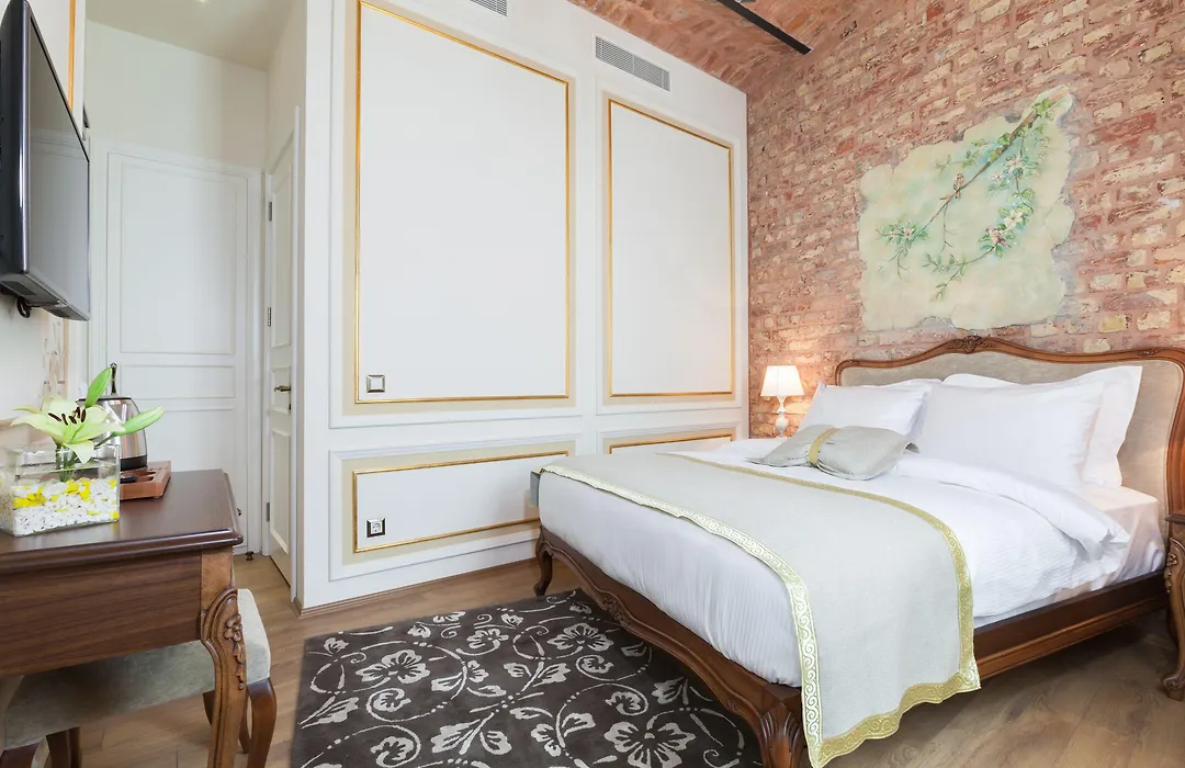 Hotel Pera Parma-1