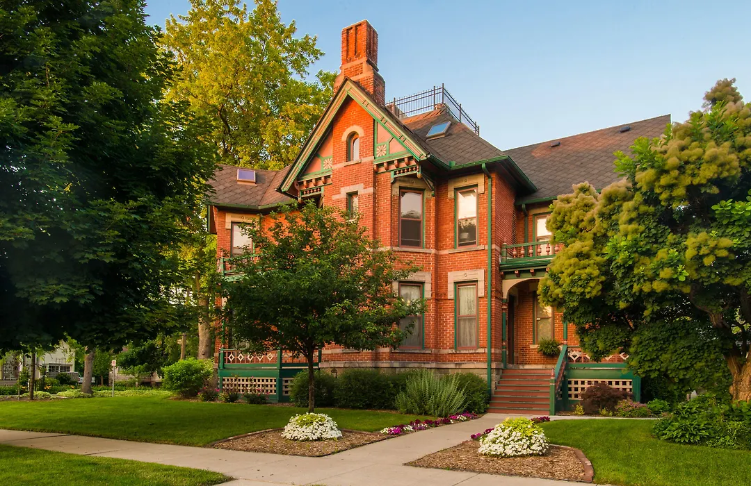 Historic Webster House Bed And Breakfast Inn-1
