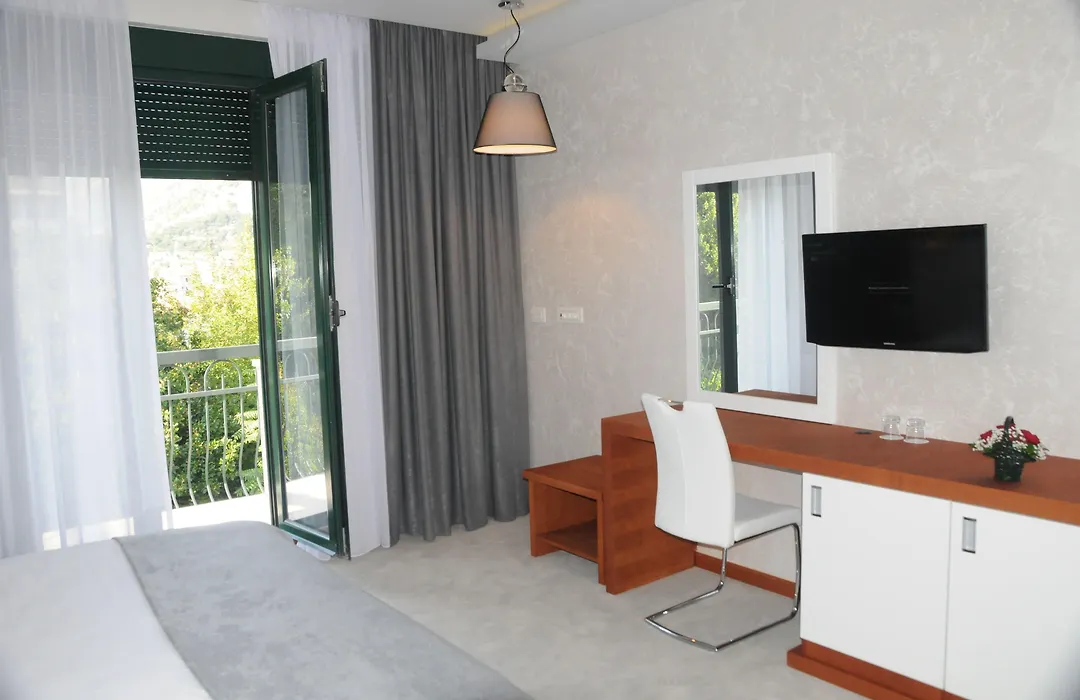 Hotel Porto In-1