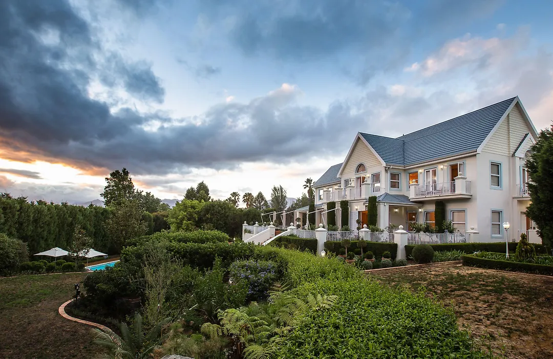 The Light House Boutique Suites-1