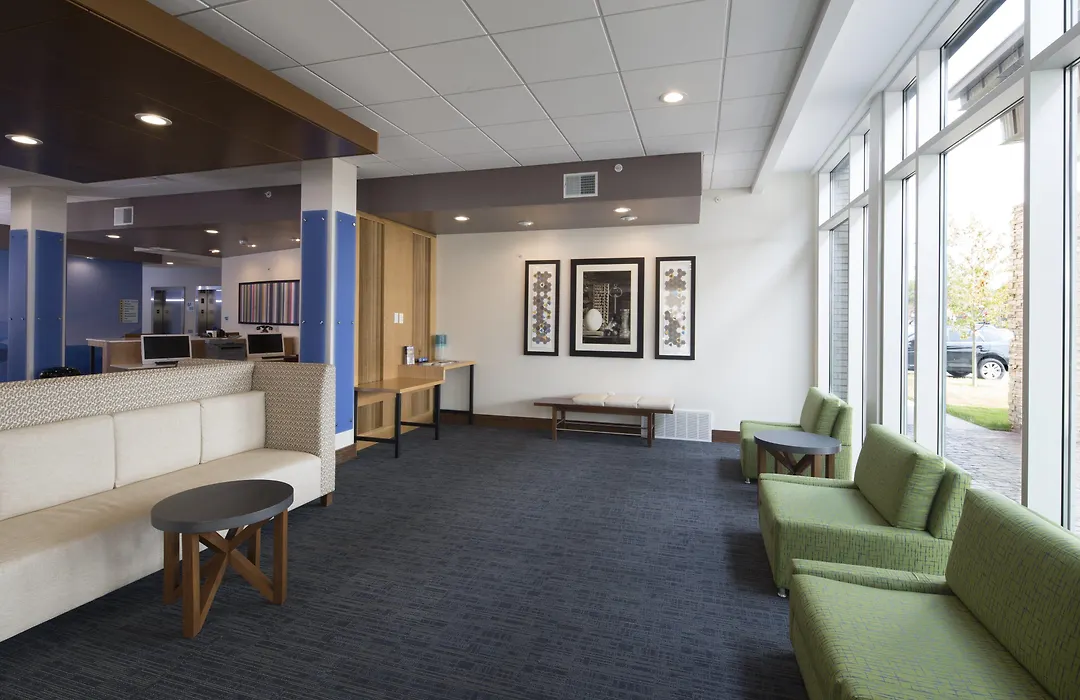 Holiday Inn Express & Suites Alpena - Downtown By Ihg-1