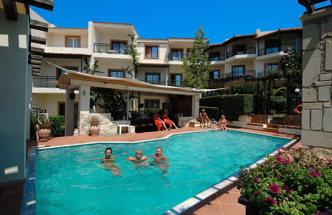 Eva Mare Hotel & Suites - Adults Only-1