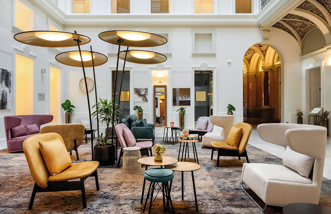 Hotel Moments Budapest By Continental Group-1