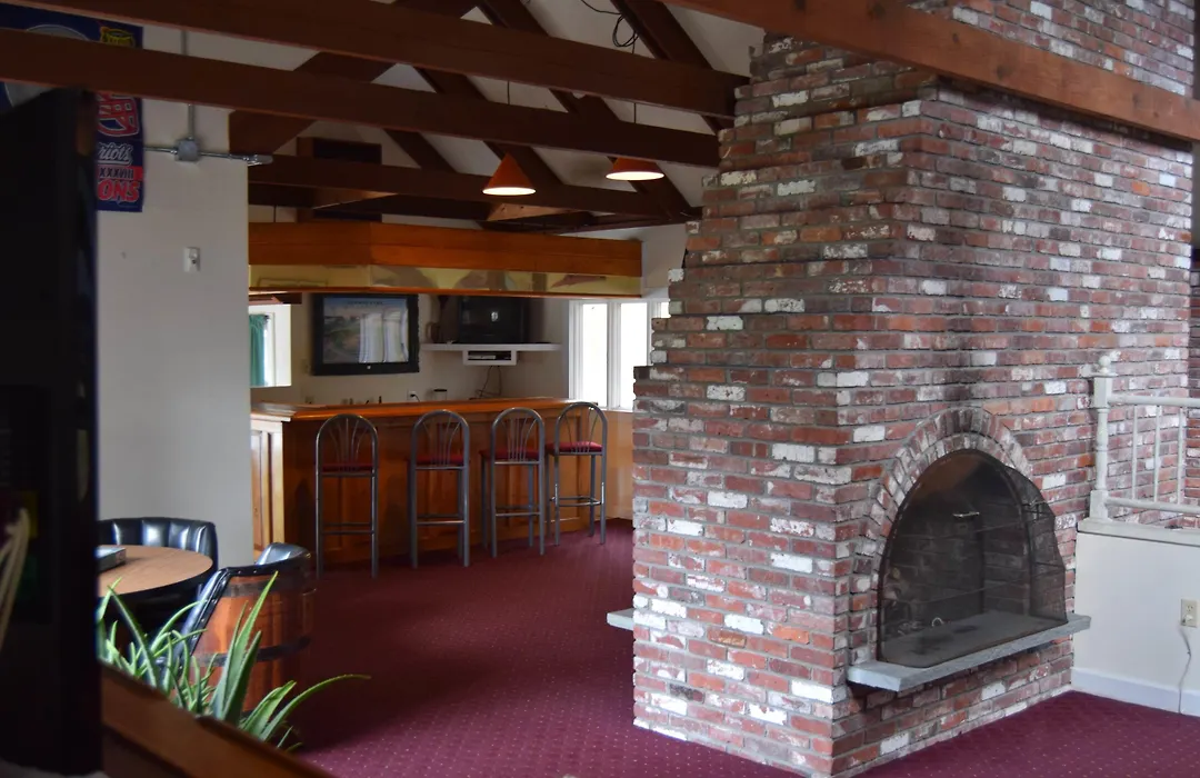 The New Hampshire Mountain Inn-1