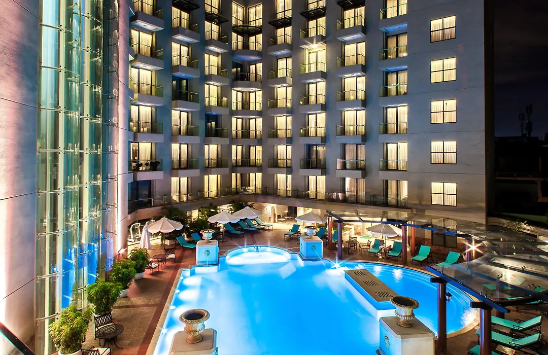 Army Hotel-1
