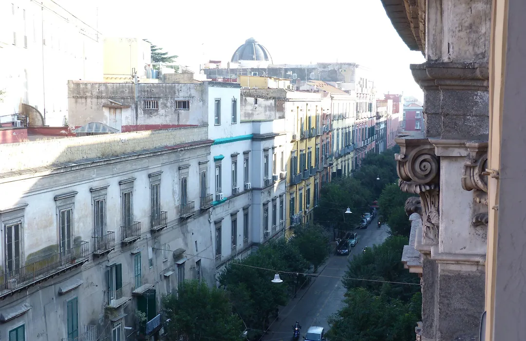 Il Ventre Di Napoli " Costantinopoli"-1
