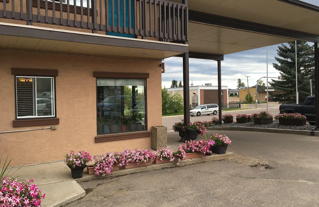 Dockside Inn-1