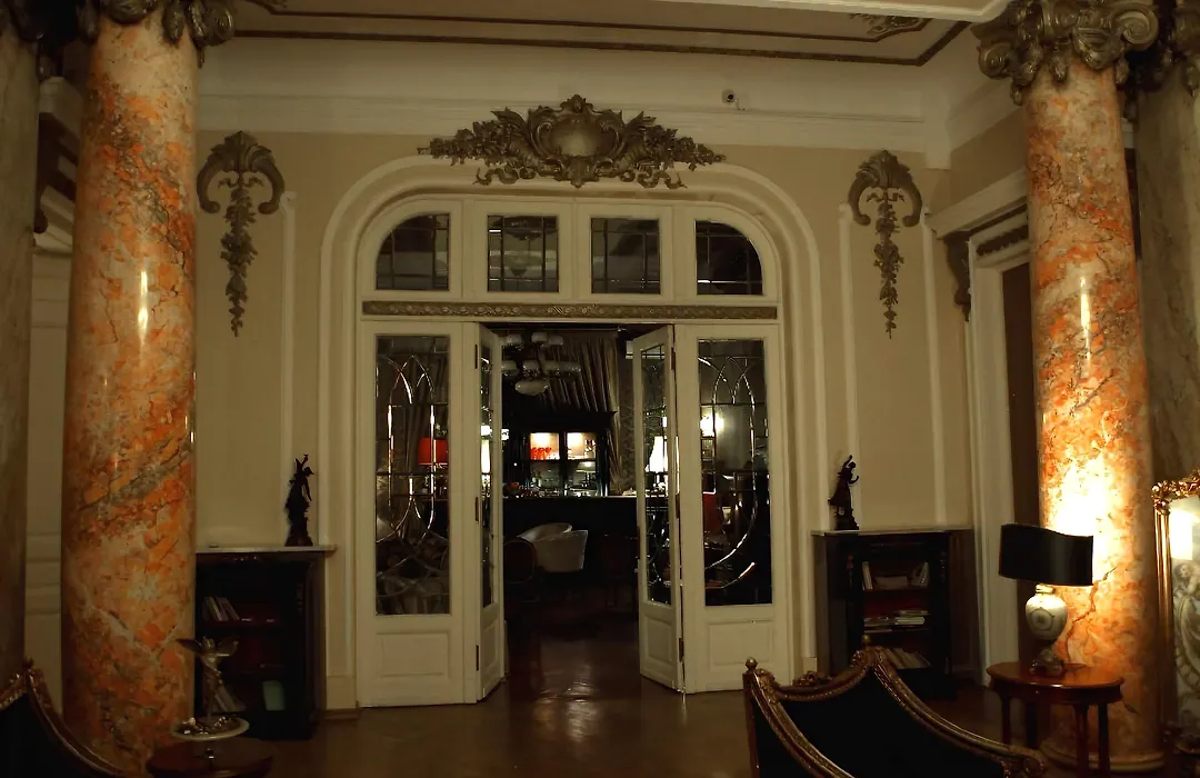 Grand Boutique Hotel-1