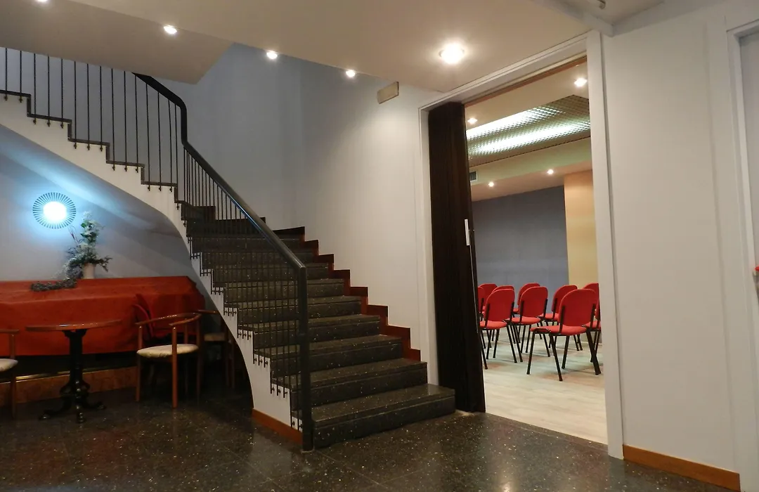 Hotel Italia-1