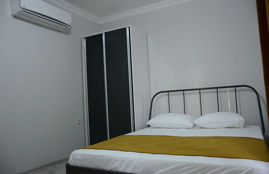 Pinus Otel-1