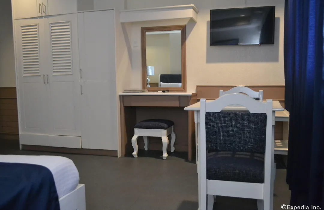 Anchor Hotel-1