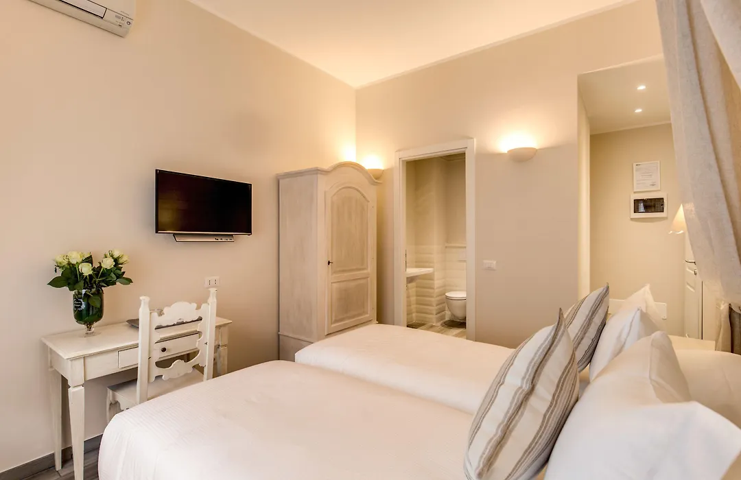 Casa Tua Vaticano Guest House-1