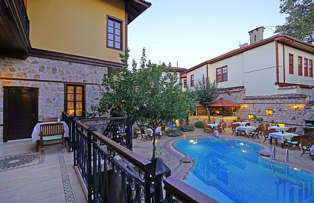 La Paloma Hotel-1