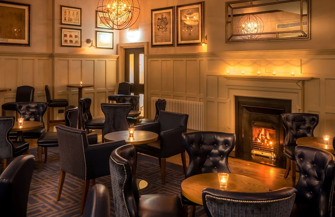 Bishop'S Gate Hotel-1