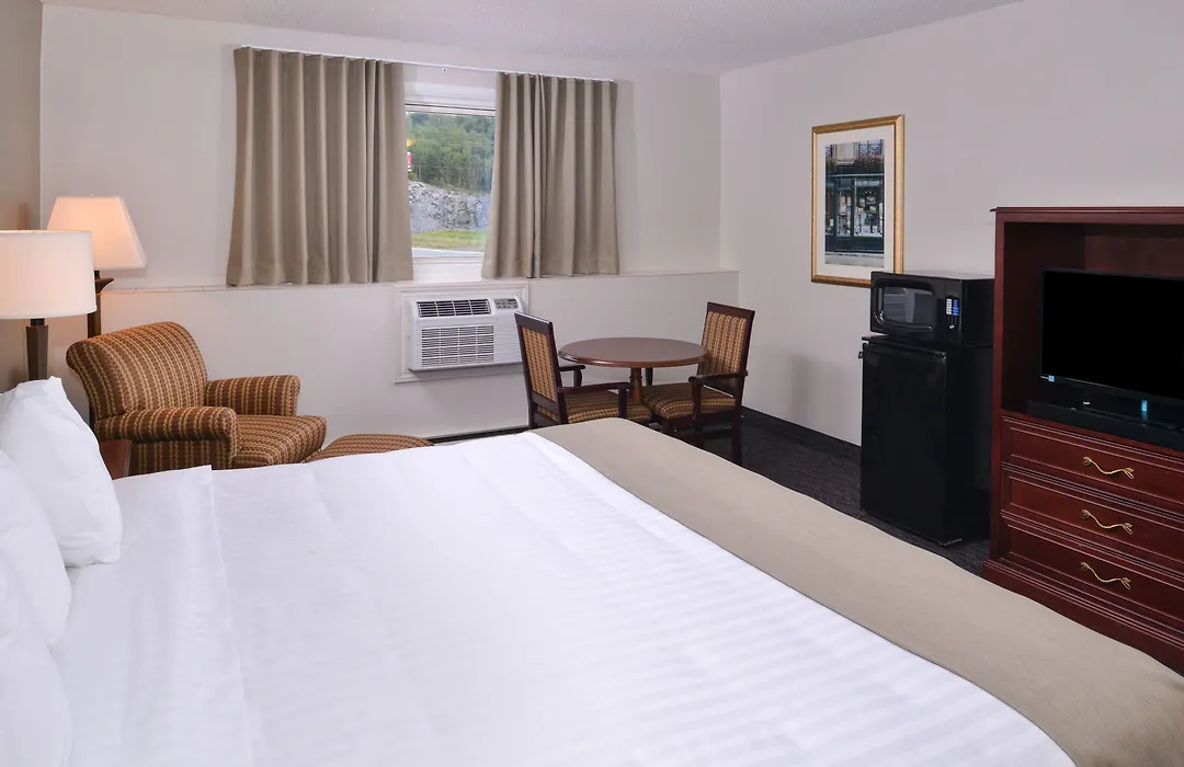 Rodeway Inn-1