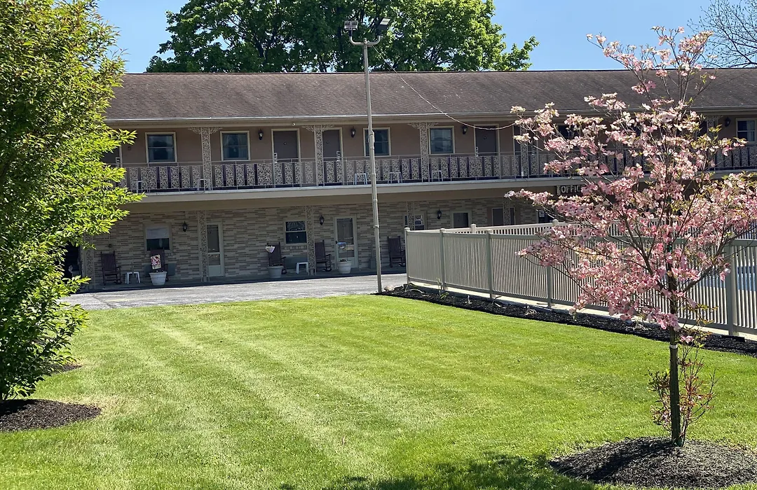 White Rose Motel - Hershey-1