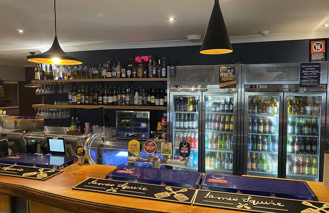 Royal Hotel Singleton-1