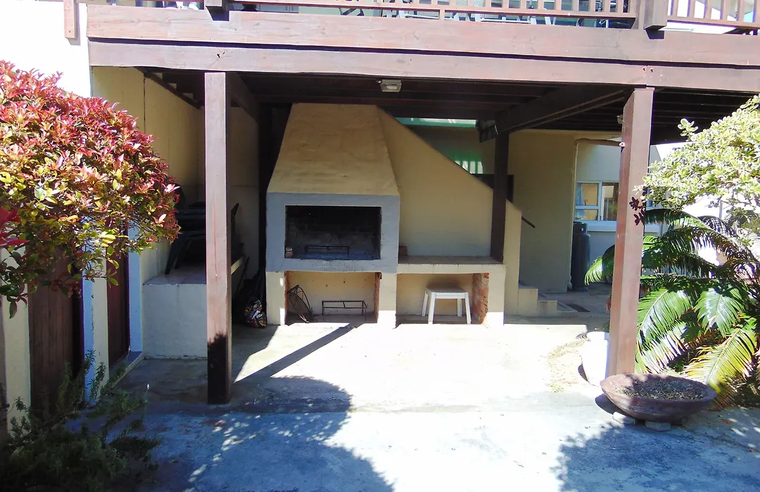 Whale Watchers Inn-1
