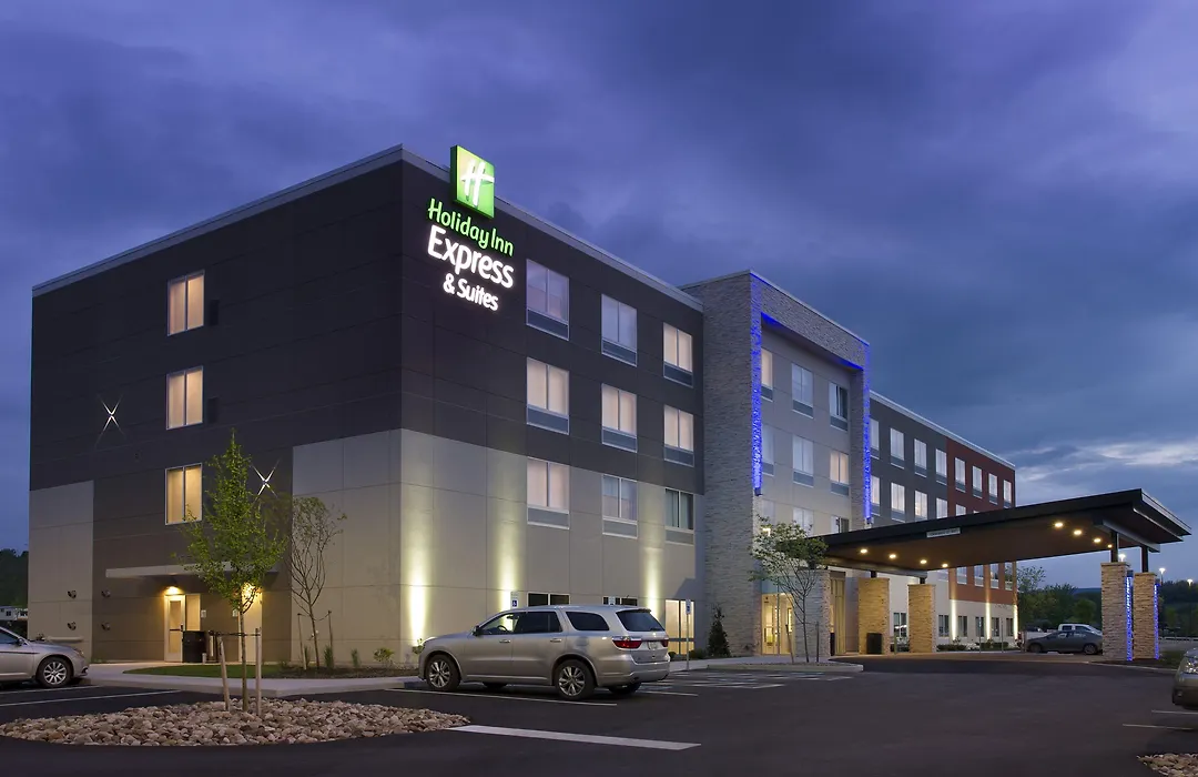Holiday Inn Express & Suites By Ihg Altoona By Ihg-1