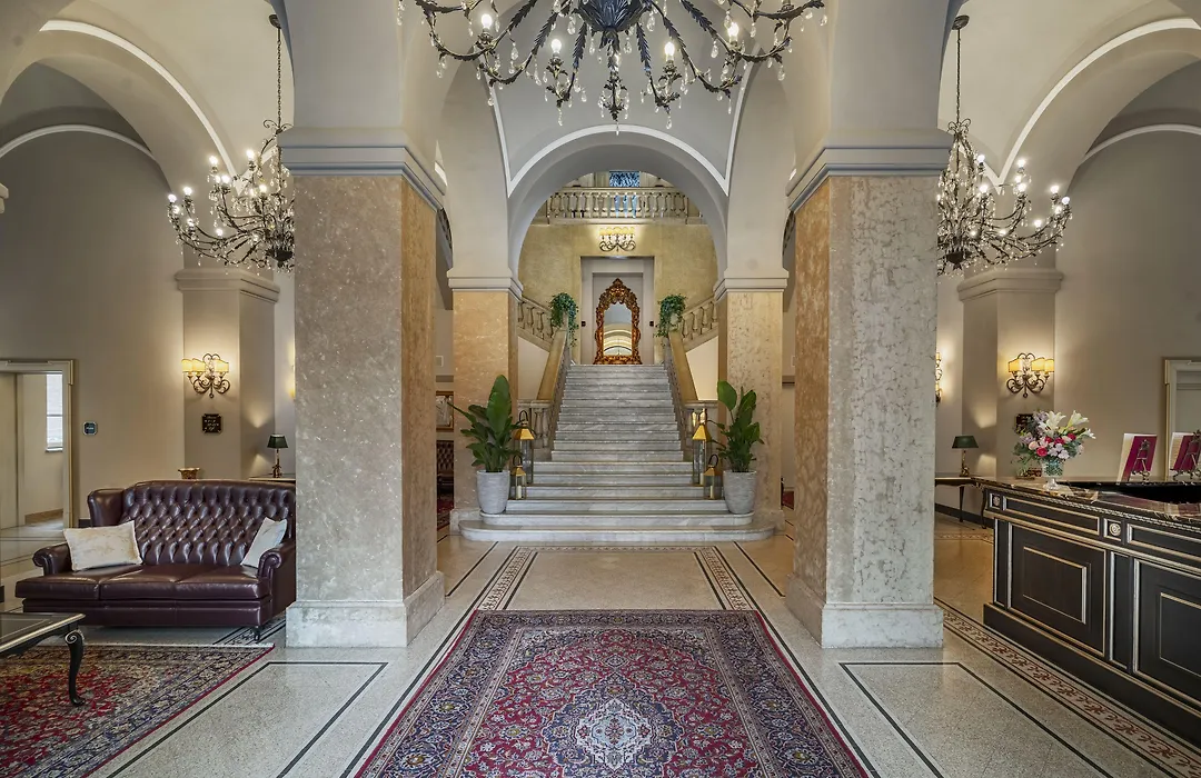 Grand Hotel Di Parma | Una Esperienze-1