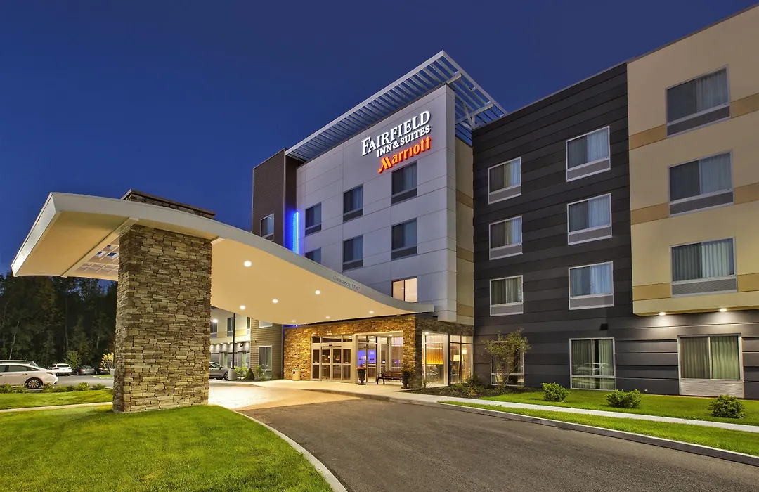 Fairfield Inn & Suites By Marriott Plattsburgh-1