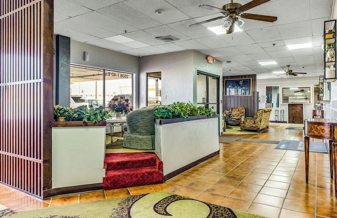 Camelot Inn-1