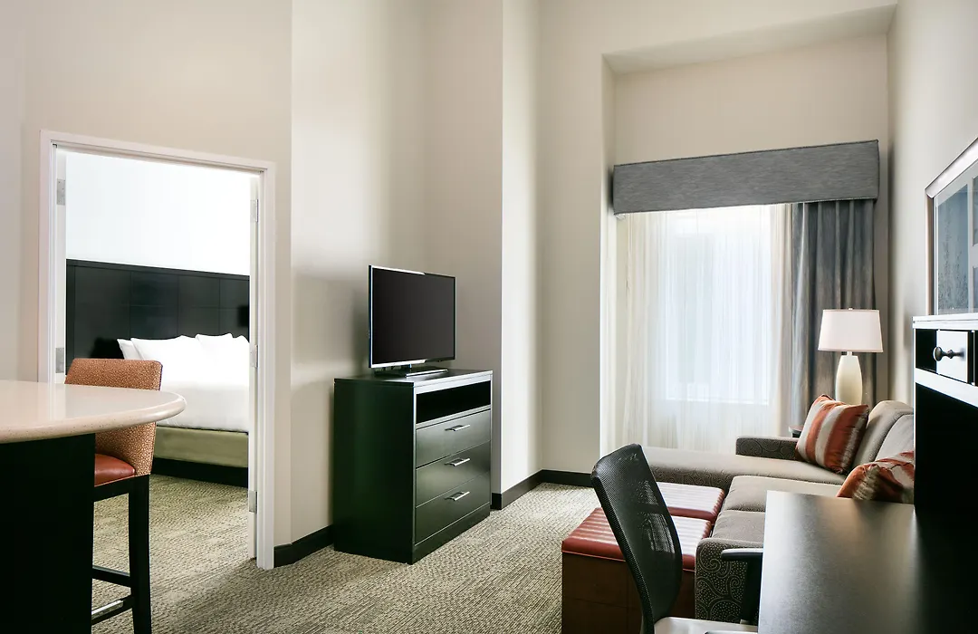Staybridge Suites Des Moines Downtown By Ihg-1