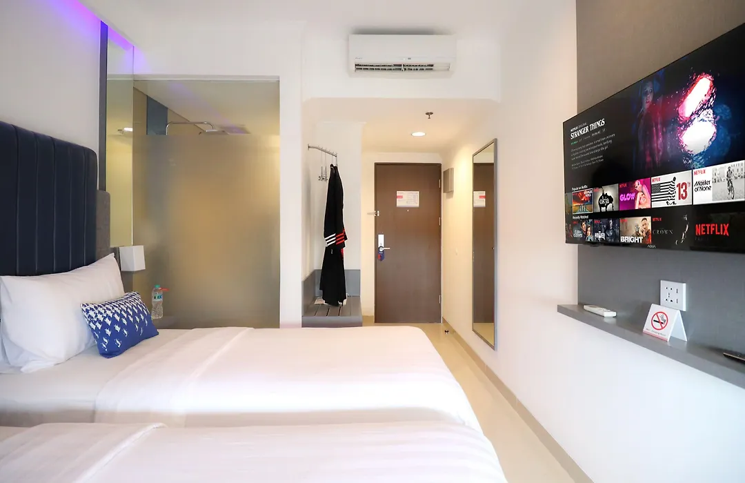 Everyday Smart Hotel Mayestik-1