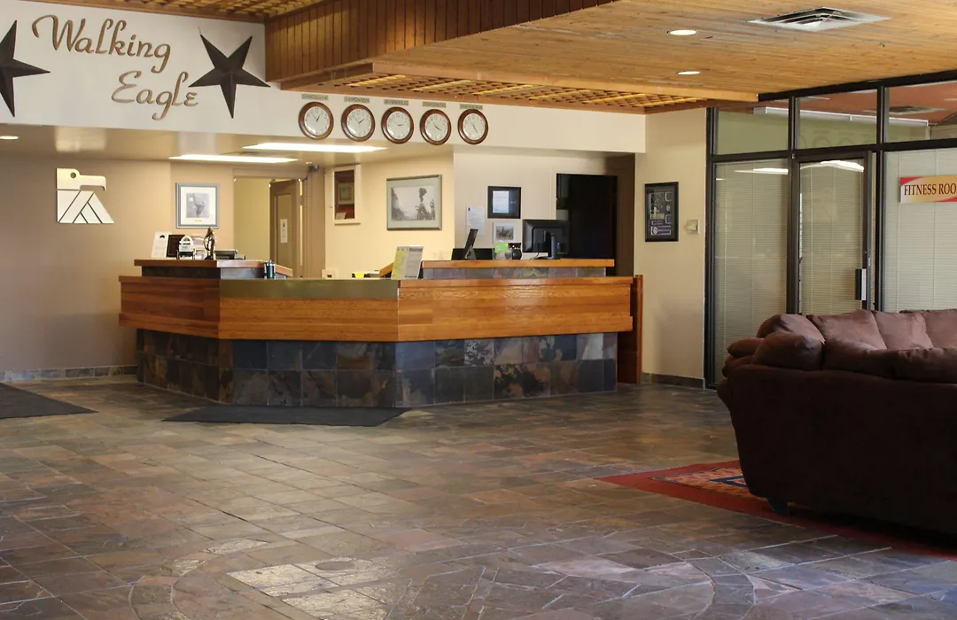 Walking Eagle Inn & Lodge-1