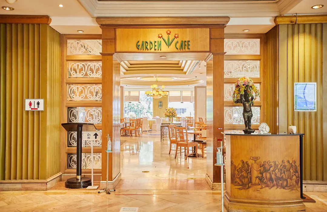 The Royal City Hotel-1