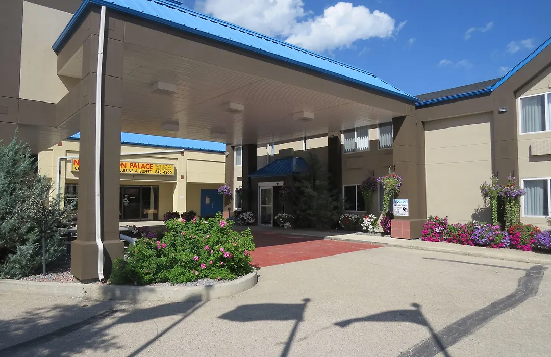 Rocky Inn Express-1