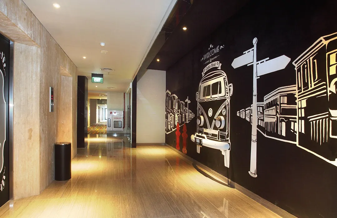 Cabin Hotel-1