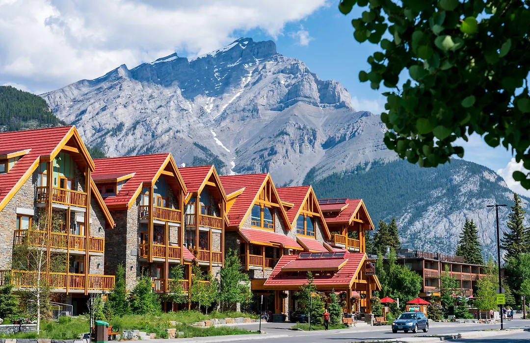Moose Hotel And Suites-1