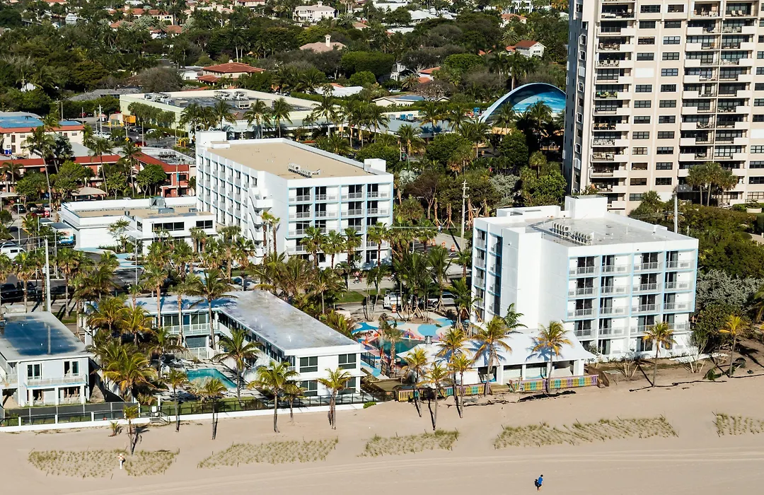Plunge Beach Resort-1
