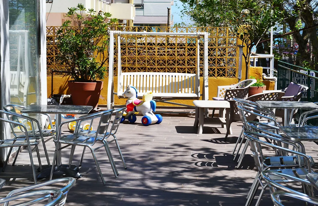 Hotel Hollywood-1