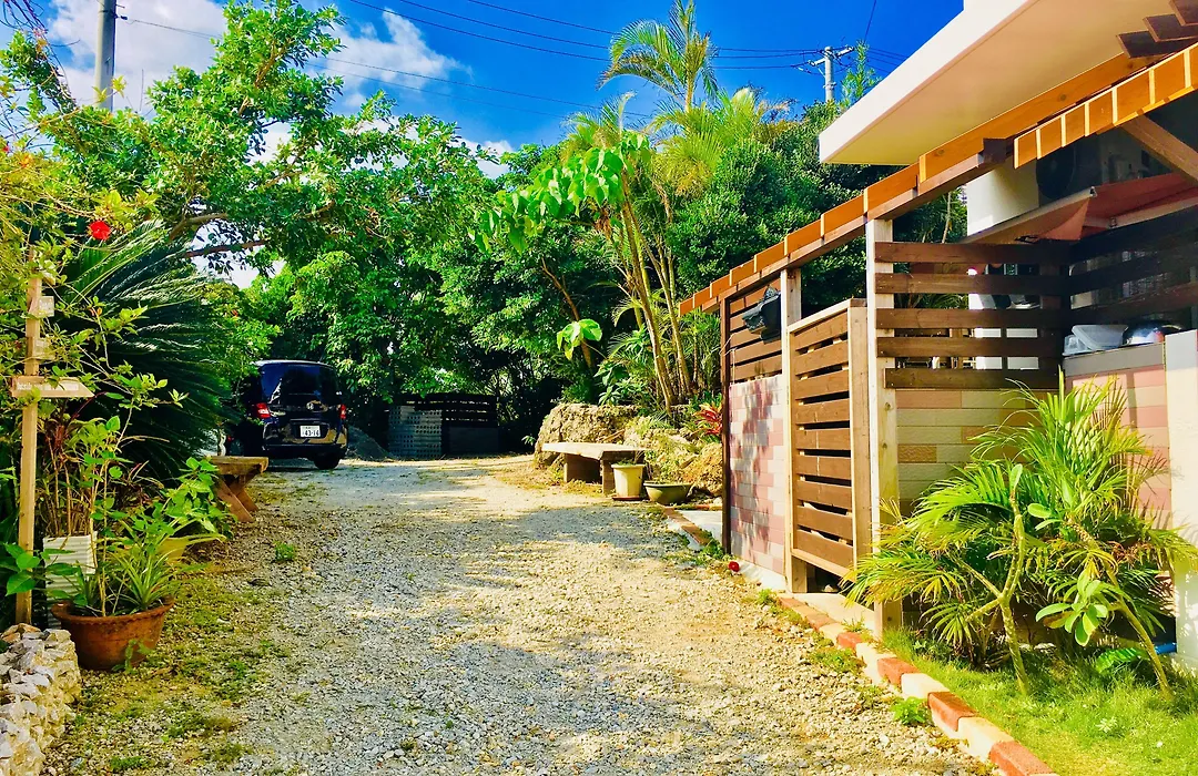 Ma-Blue Garden House-1