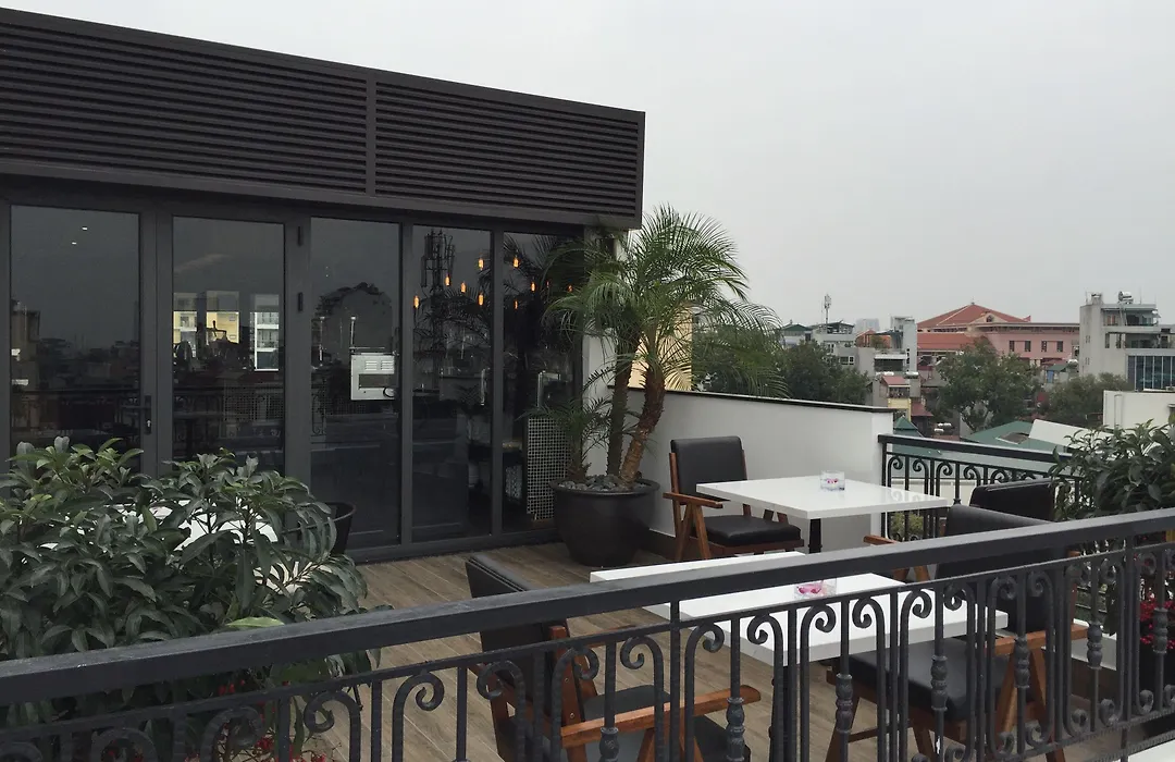 Bespoke Trendy Hotel Hanoi-1