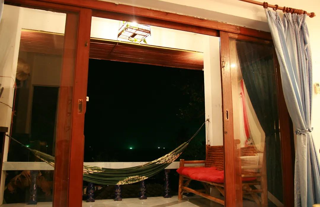 Hinkong Hut-1