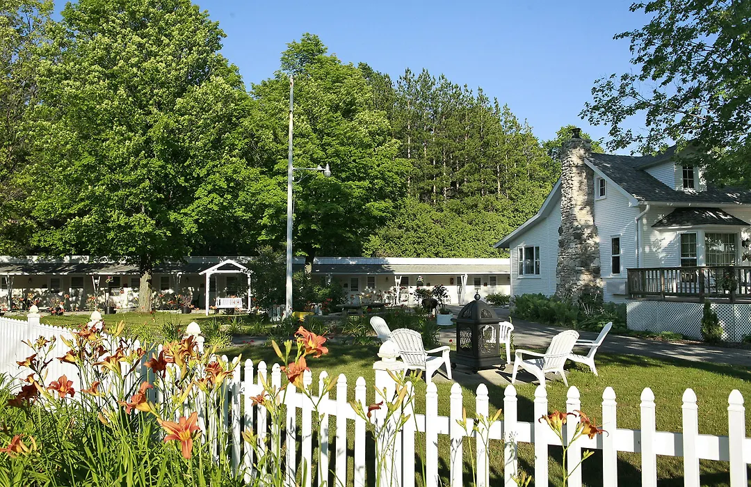 Peninsula Park-View Resort-1