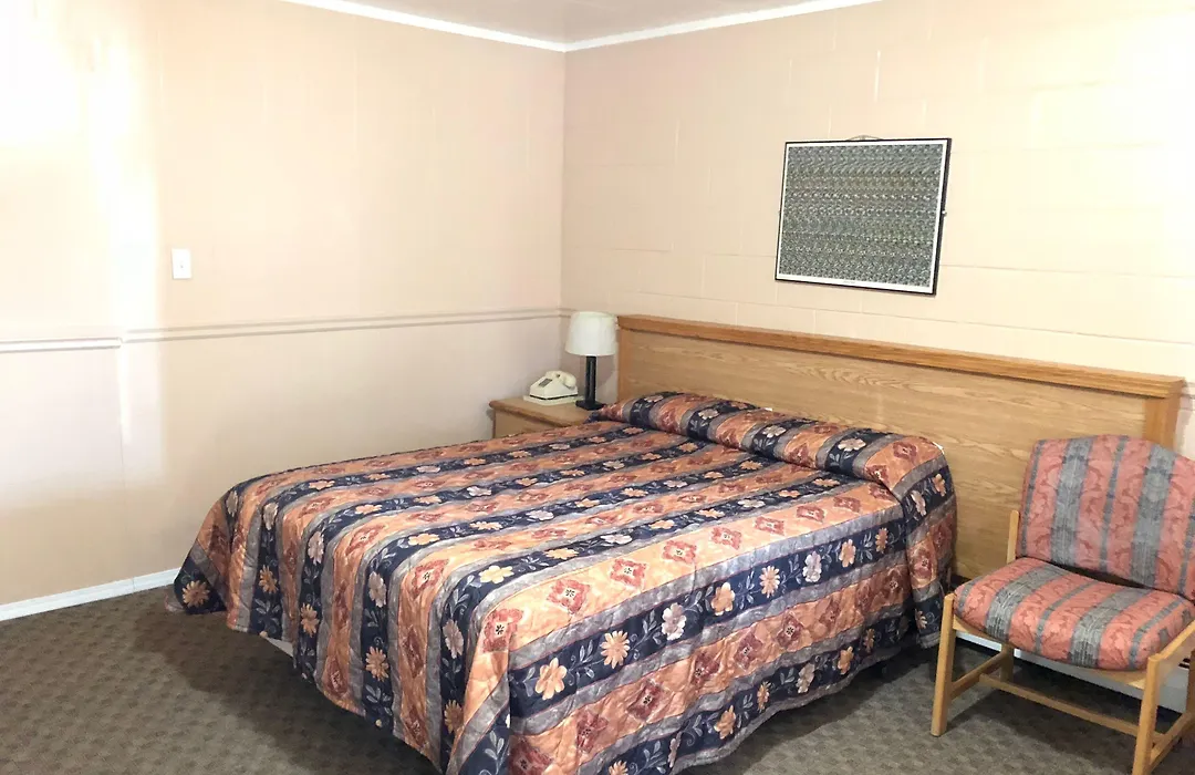 Bluebird Motel-1