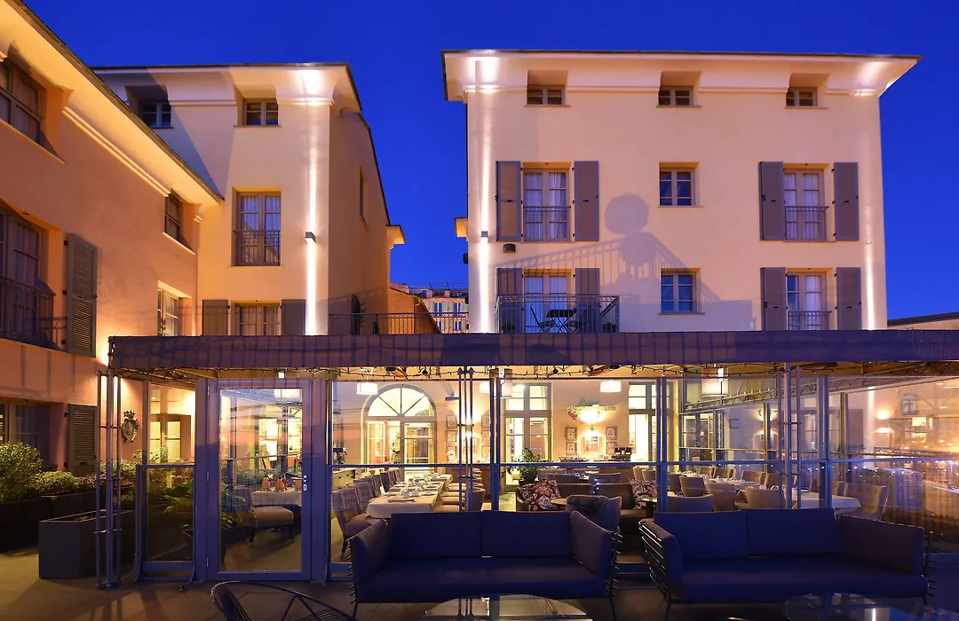 Hotel Des Gouverneurs-1