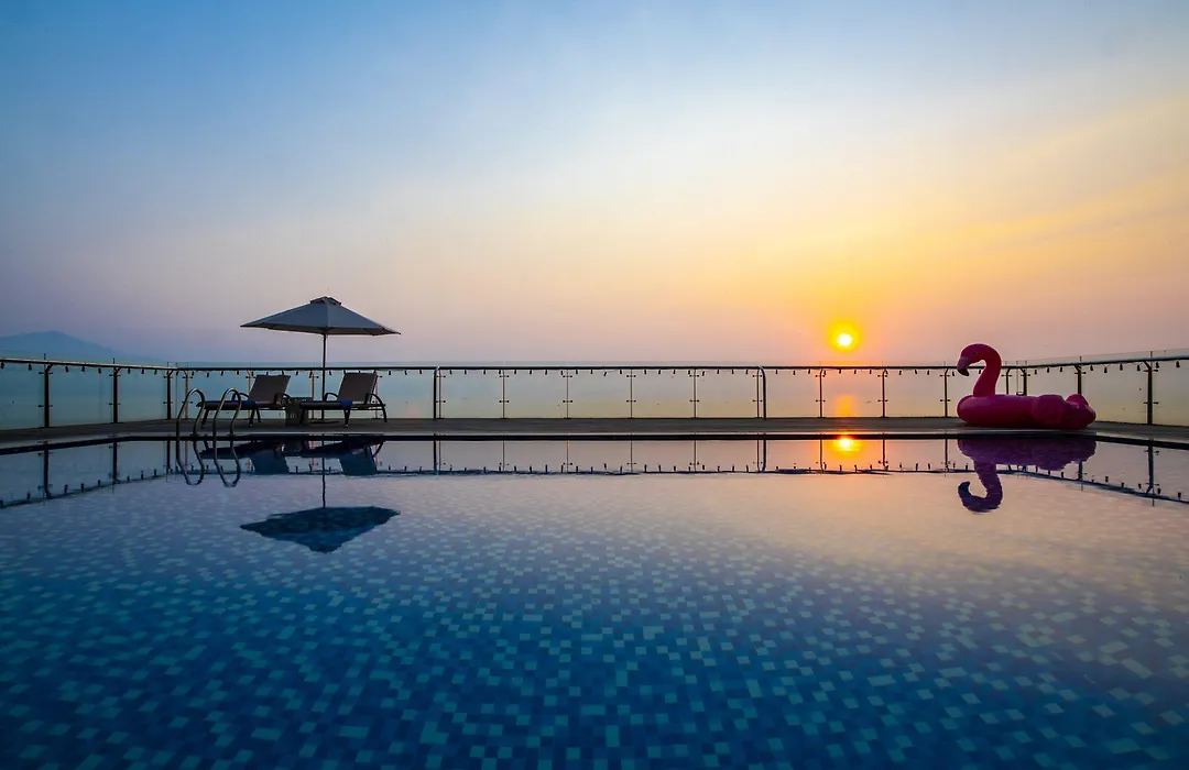 Serene Beach Hotel Danang-1