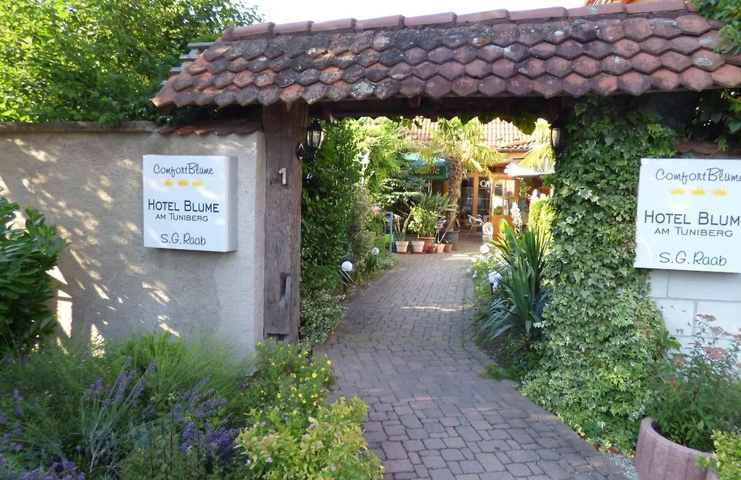 Hotel Blume-1