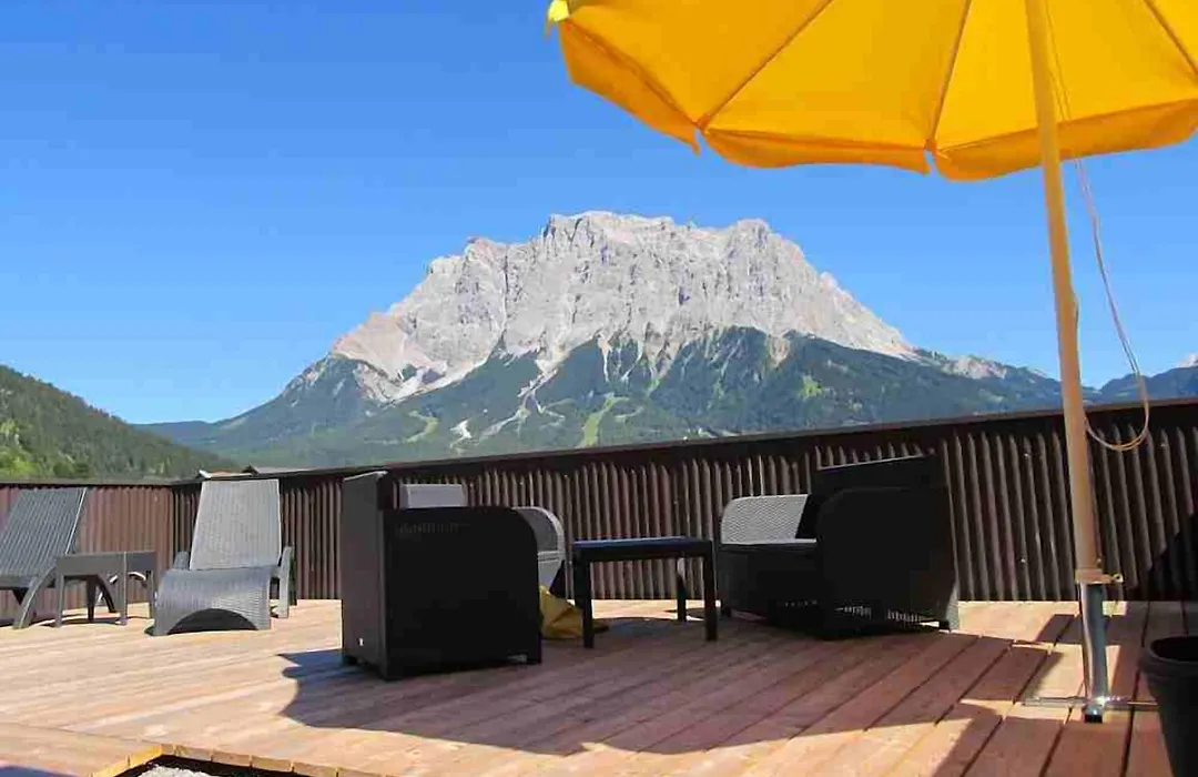 Alpenstern Rooms & Suites-1