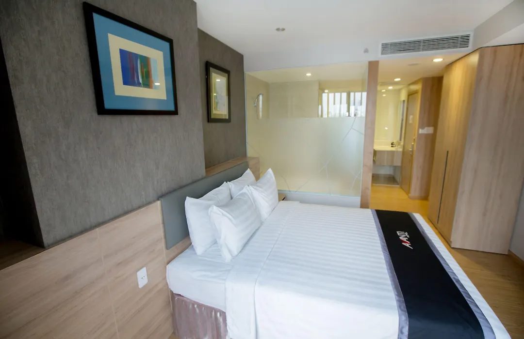 Avanti Hotel-1