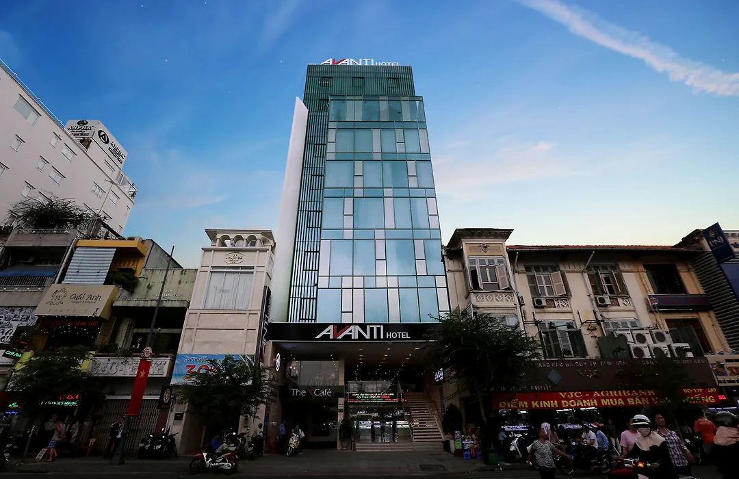 Avanti Hotel-1